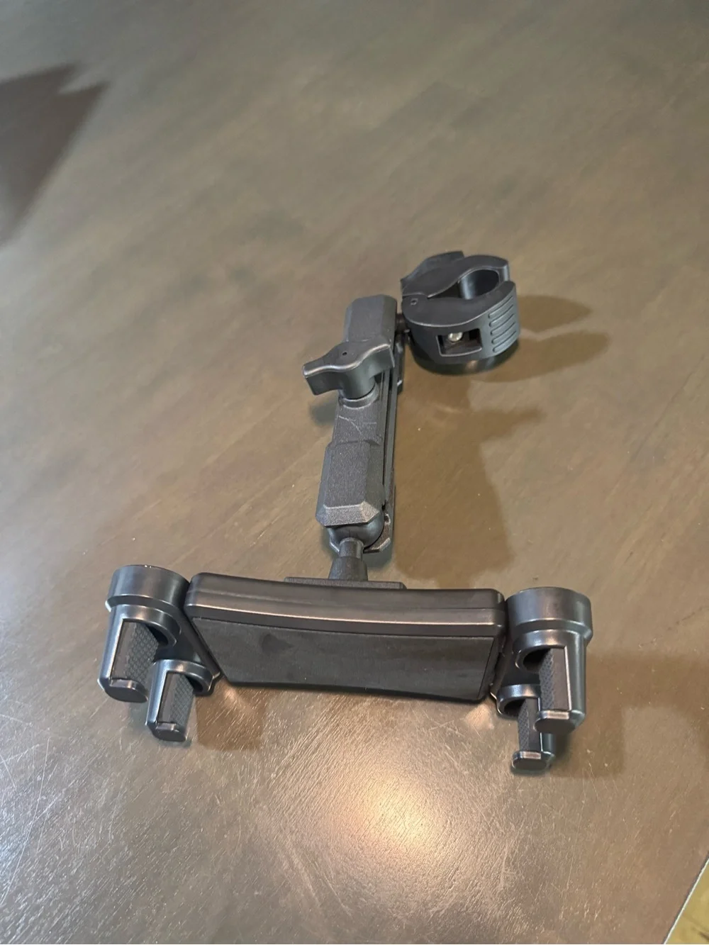 Adjustable Tablet Pole Mount - Black